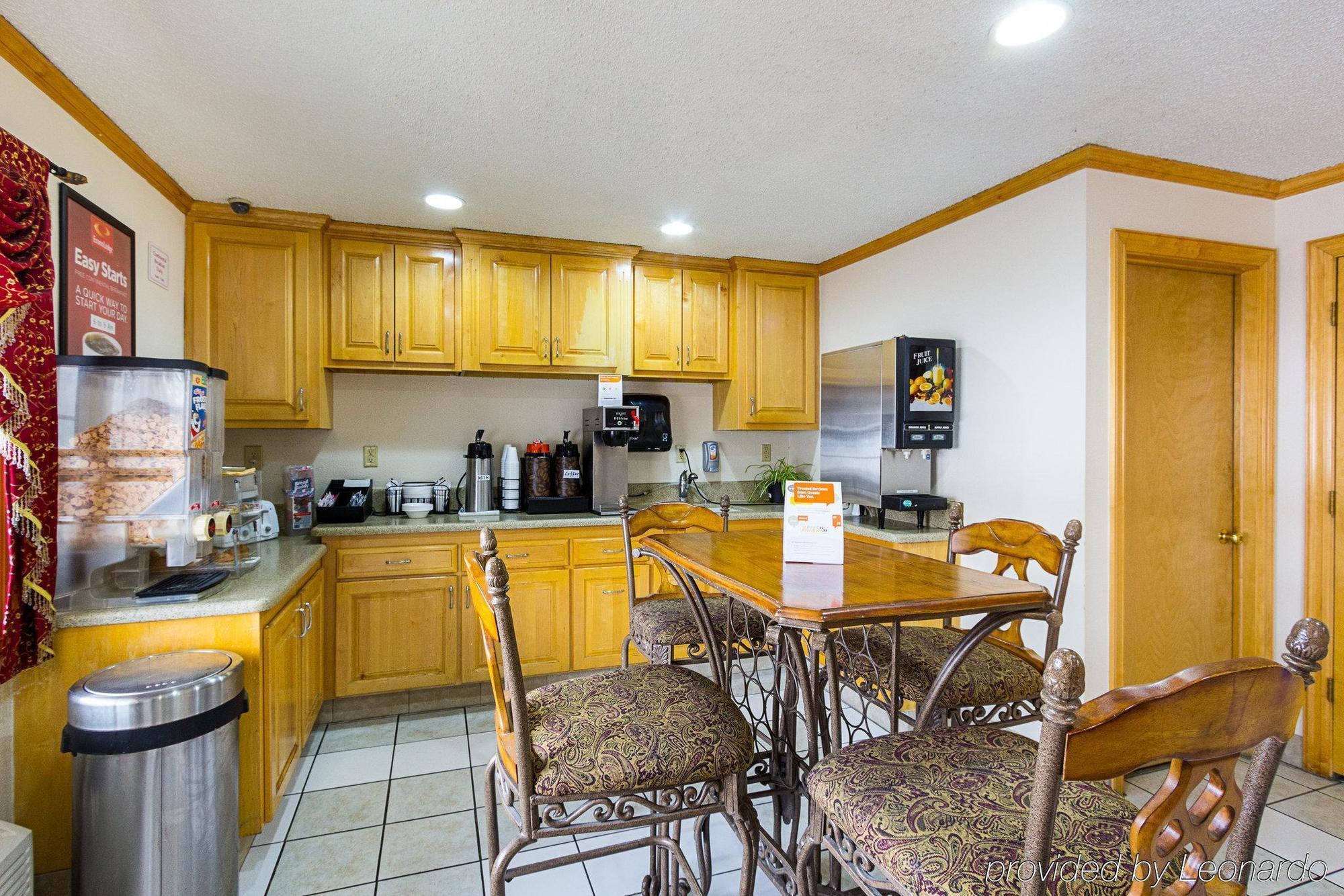 Rodeway Inn West Dodge Omaha Esterno foto