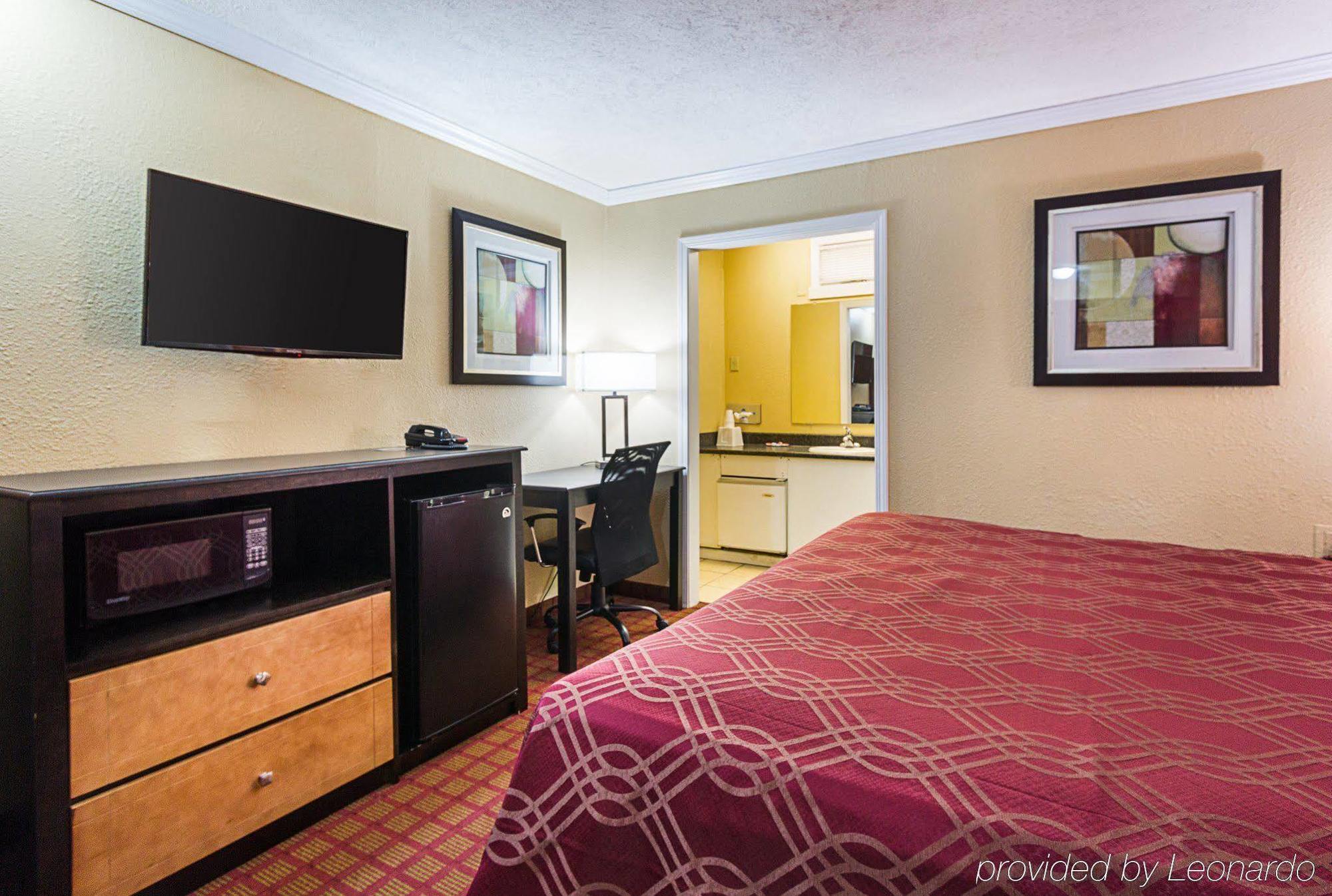 Rodeway Inn West Dodge Omaha Esterno foto