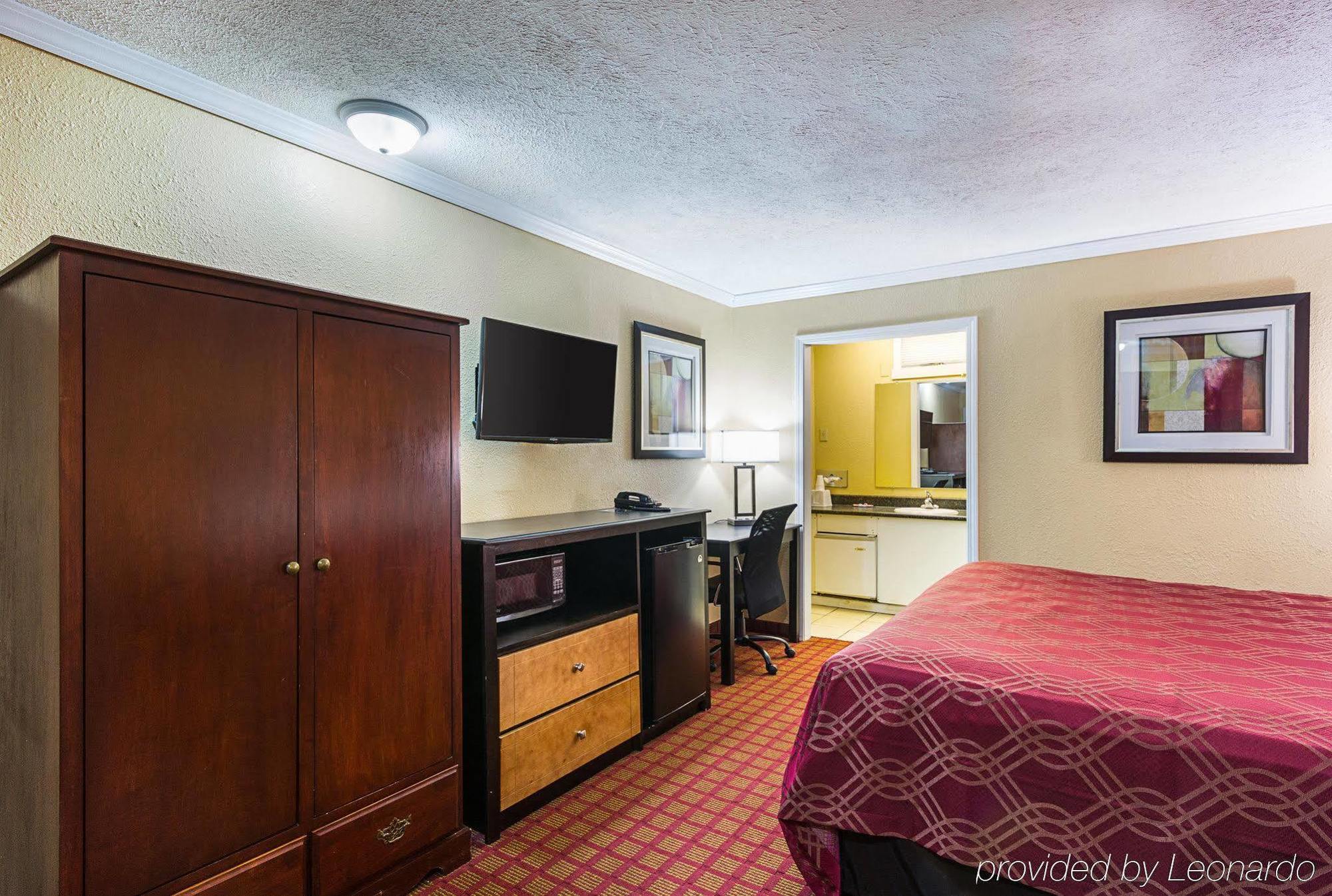 Rodeway Inn West Dodge Omaha Esterno foto